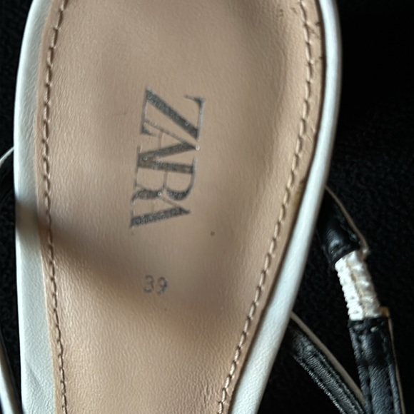Zara Strappy White Square Heel Sandals Size 39 (8) - Picture 5 of 7